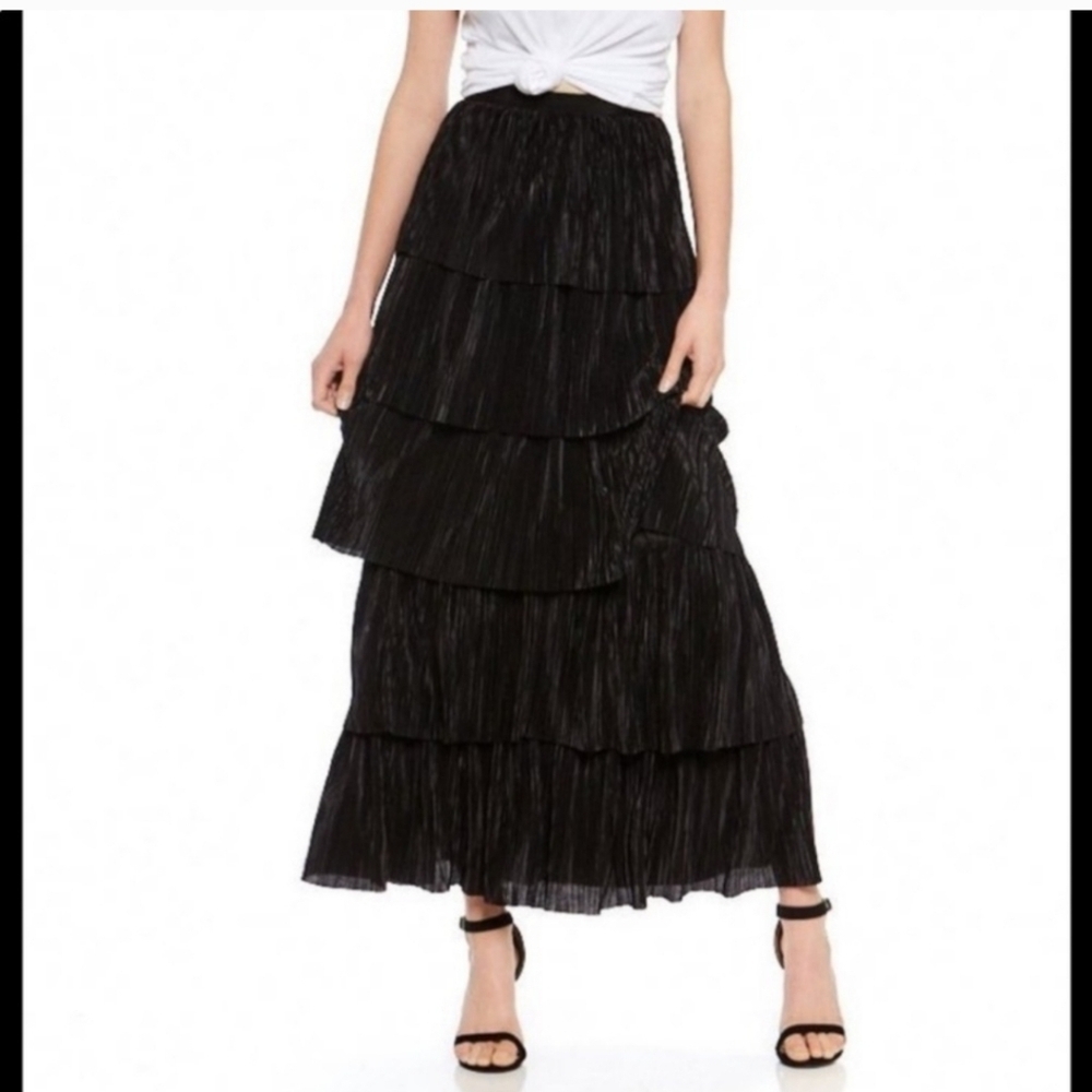 BB Dakota All That Jazz Tiered Layered Maxi Skirt Black Pull-on Lined Size 2
